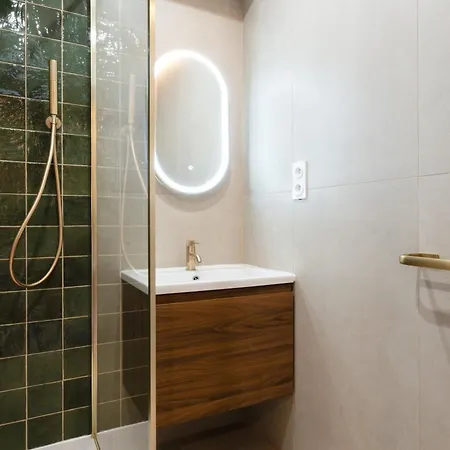 Appartement La Casita - Exclusif Avec Terrasse - Grande Piscine - à 5 Min - Motte, Montpellier
